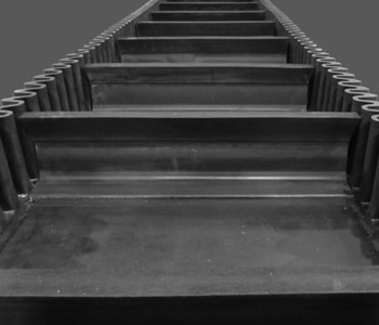 Sidewall-conveyor-belt